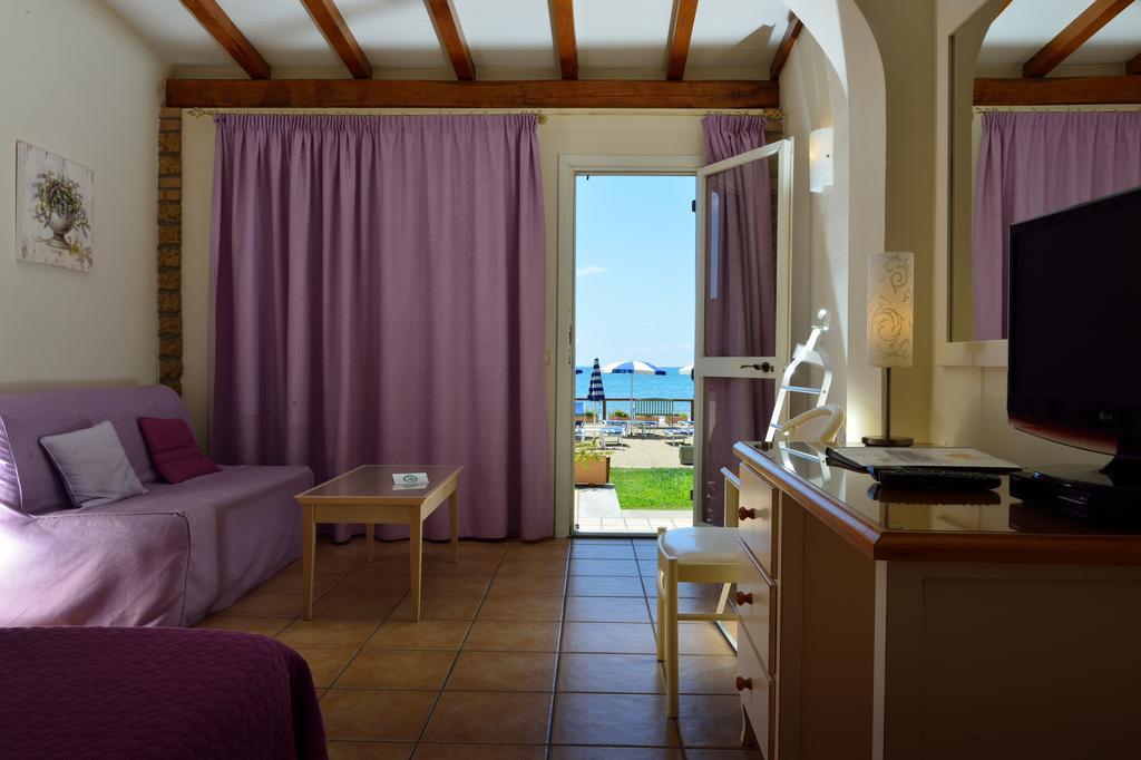 Hotel Acquasanta Terracina Pokój zdjęcie